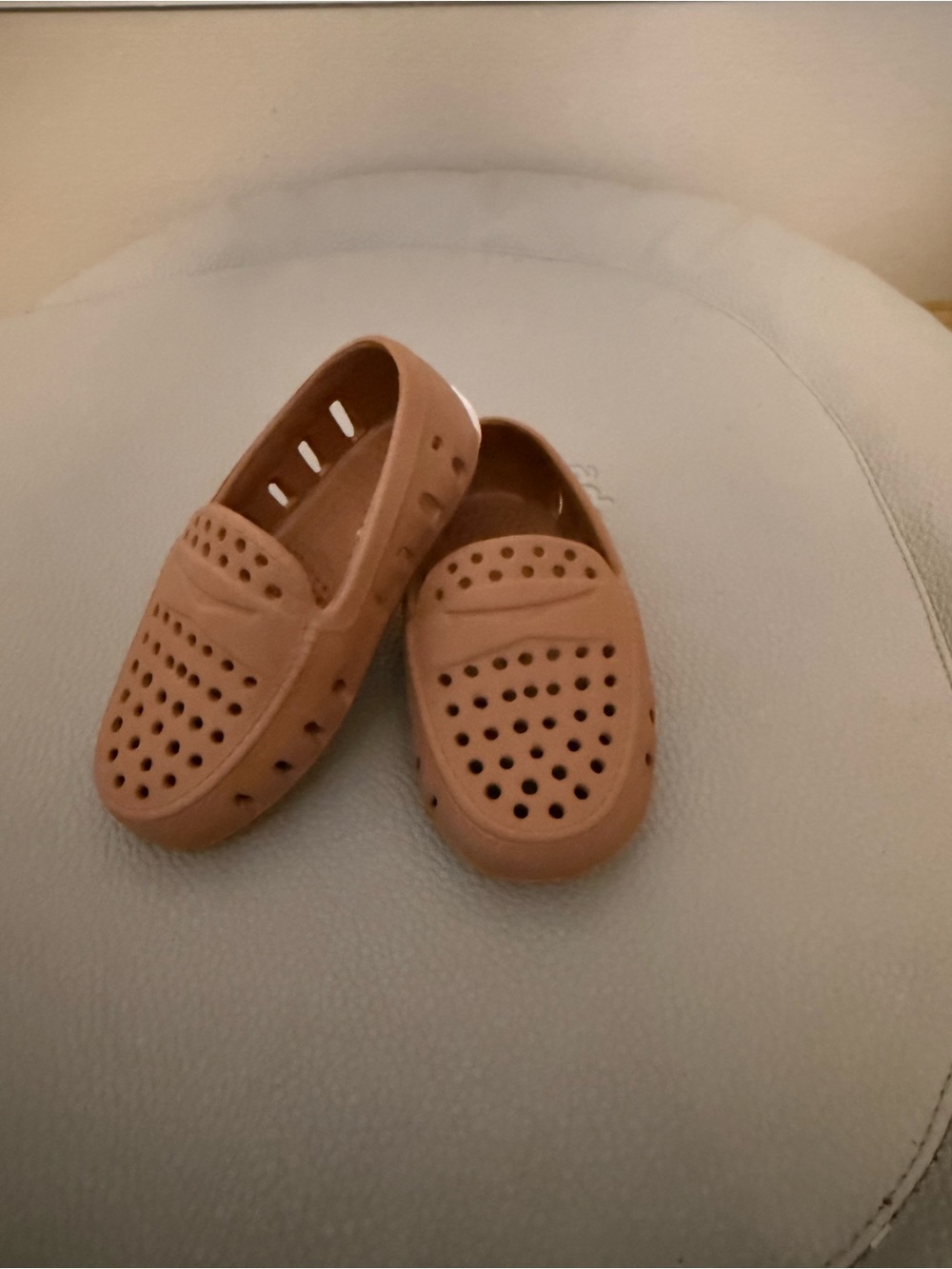 Kids Casual Slip-On Sandals in Light Brown